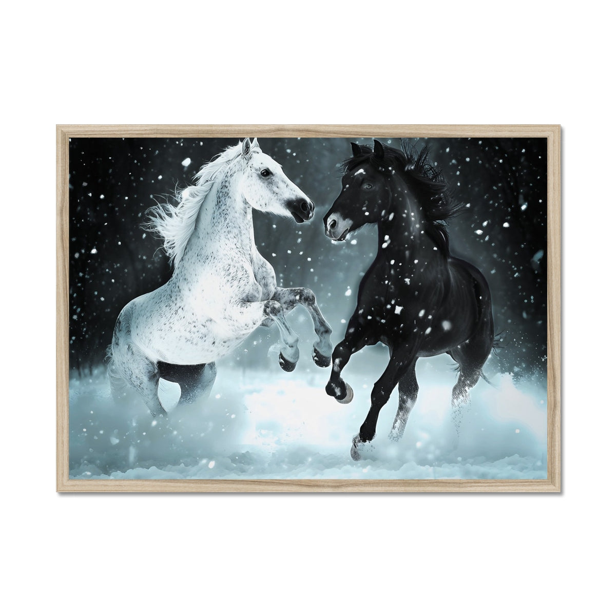 Élégance Givrée dans la Tempête de Neige Framed Print
