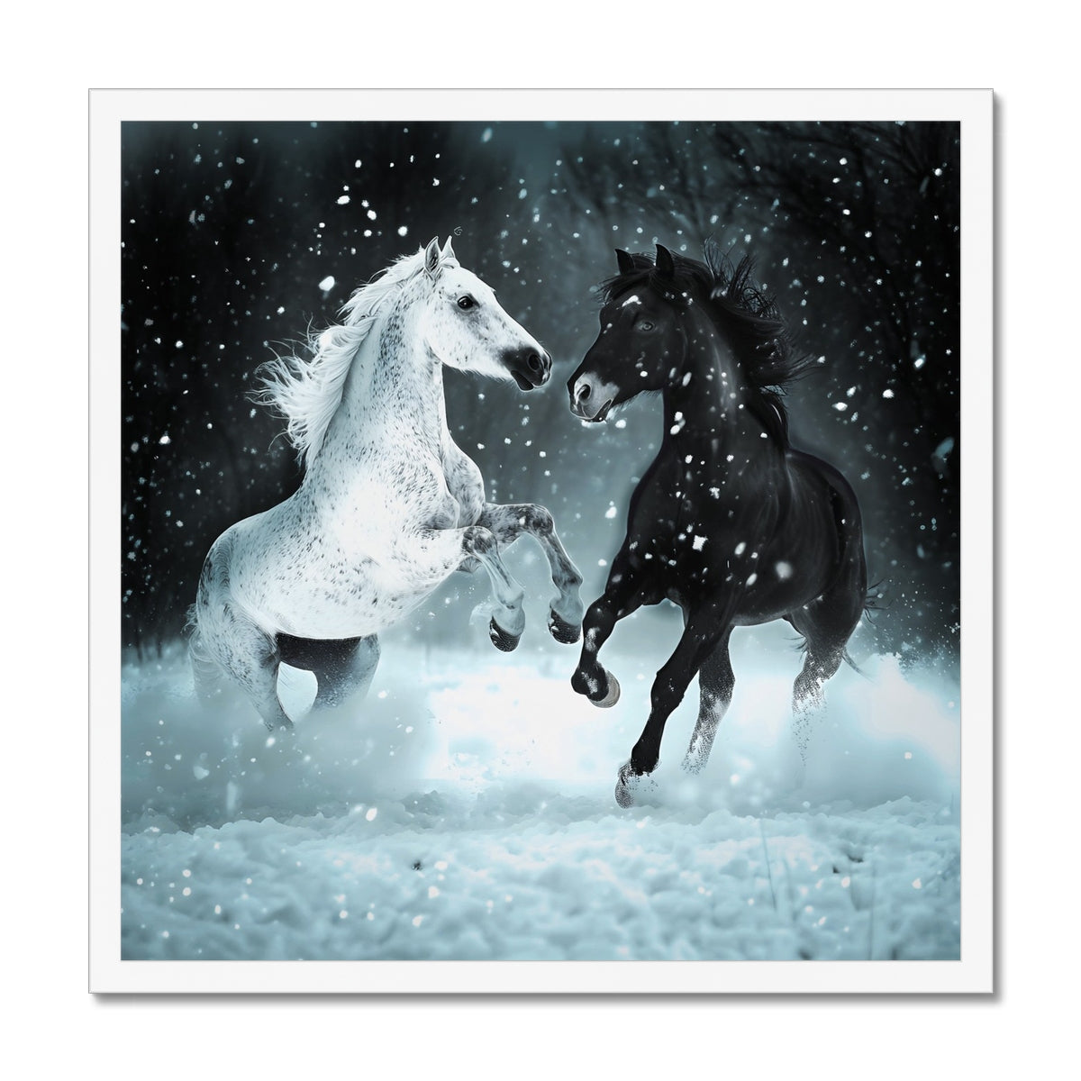Élégance Givrée dans la Tempête de Neige Framed Print