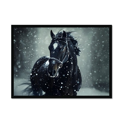 Silence d’Hiver : Cheval sous la Neige Framed Print